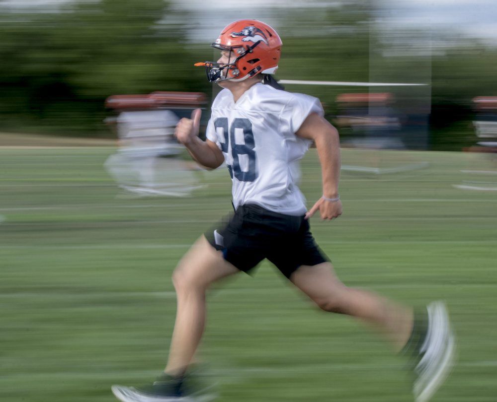 Mahomet football12303